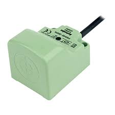 سنسور القایی مکعبی  PNP آتونیکس مدل  PSN40-20DP