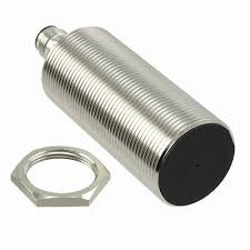 سنسور القایی سوکتی PNP قطر 30 امرن مدل E2B-M30LS15-M1-B1