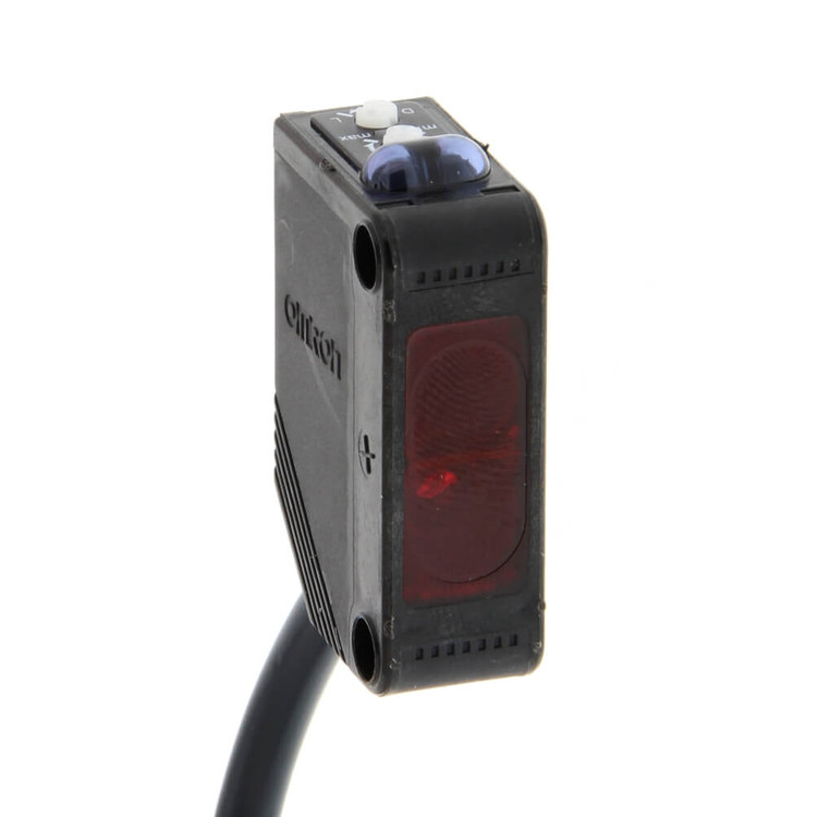 سنسور لیزری PNP امرون مدل E3Z-LS81